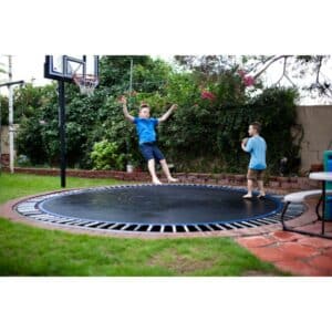trampoline basketball game